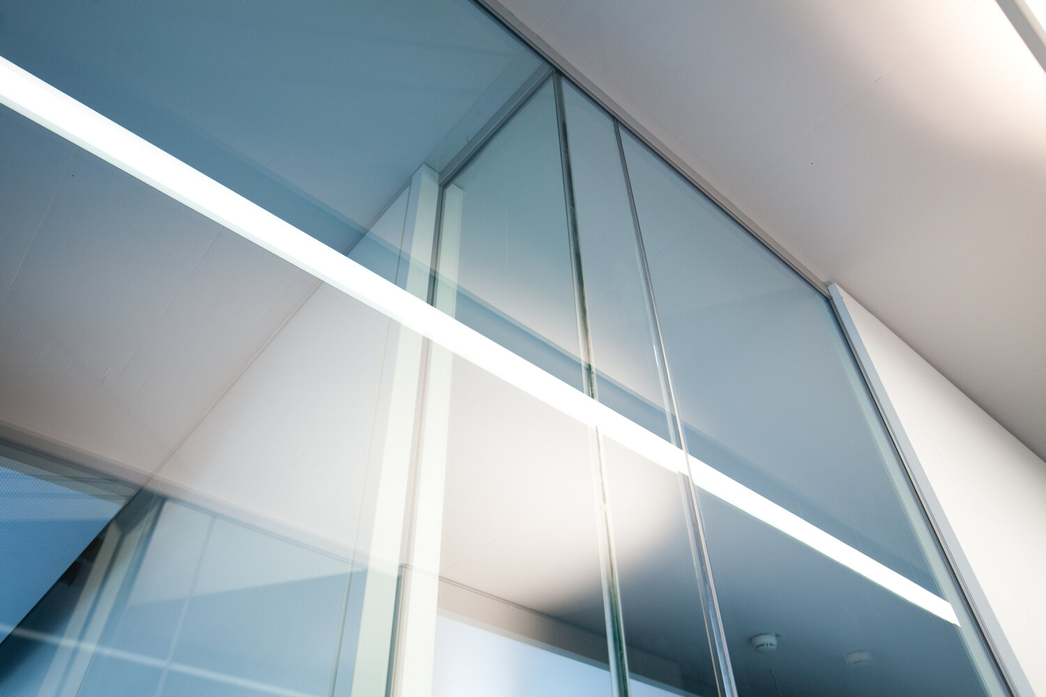 Projekt Frauenhofer Detailansicht Glastrennwand