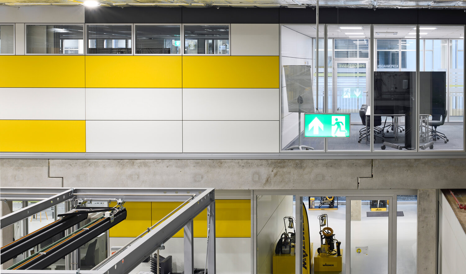 Projekt Wagner Hallenbüro