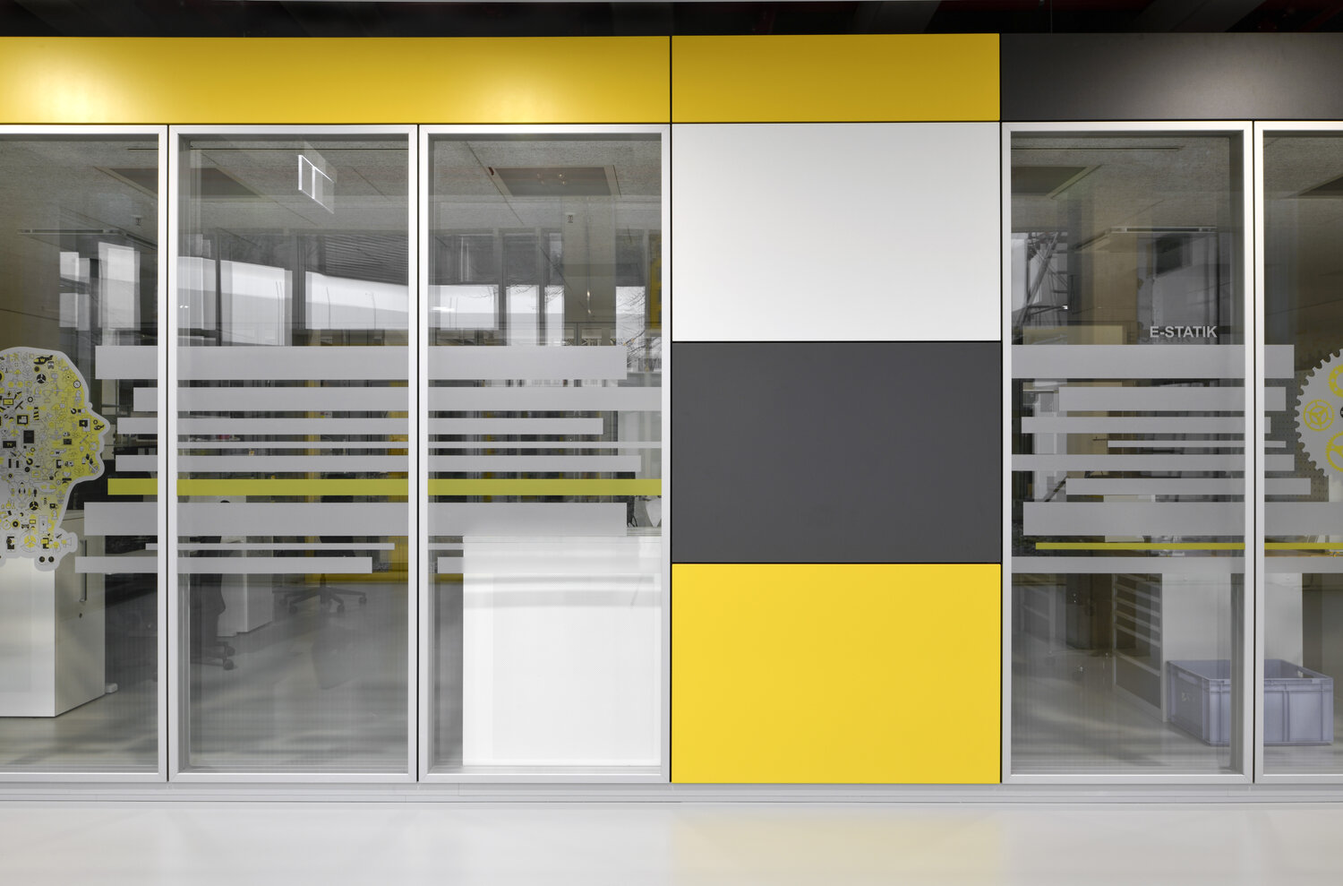 Projekt Wagner Trennwandsystem gelb weiß grau